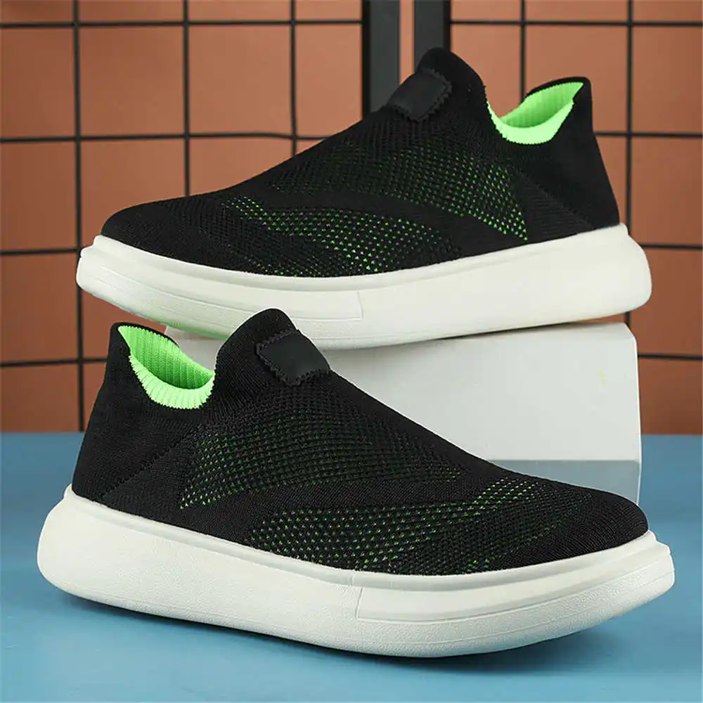Calze con plateau scarpe marro - Men Shoes Most Expensive recensione e prezzo