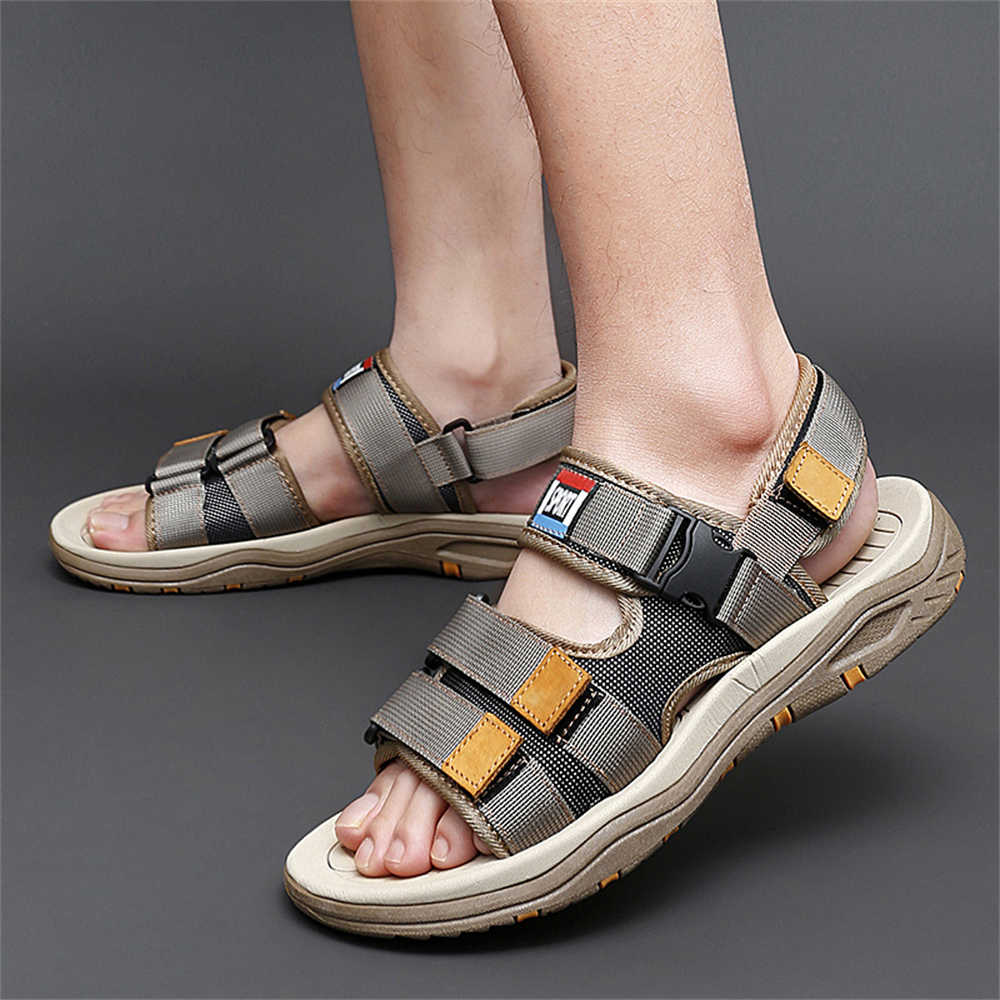 Sandali con punta chiusa Fish  - Men Shoes Sneakers recensione e prezzo