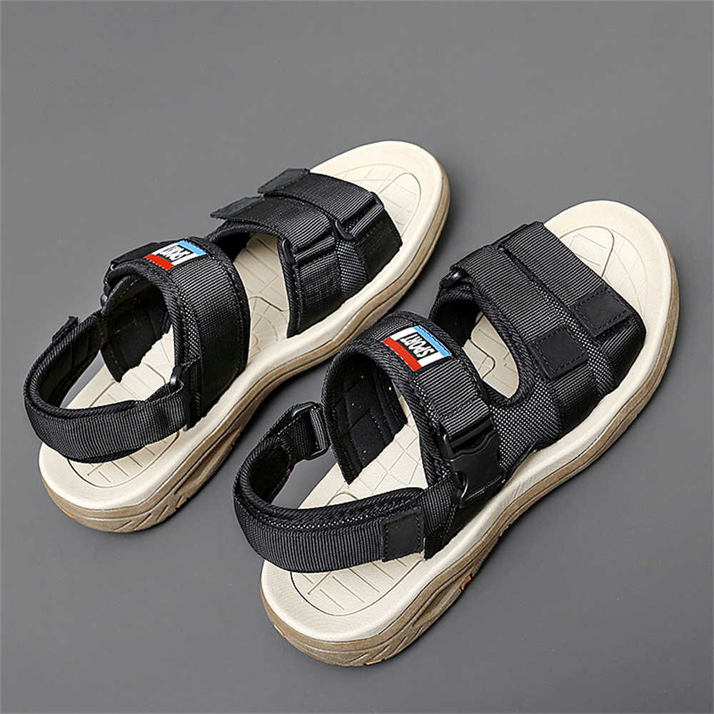 Sandali con punta chiusa Fish  - Men Shoes Sneakers recensione e prezzo
